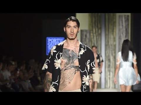 Video: Fashionable sneakers spring - summer 2018