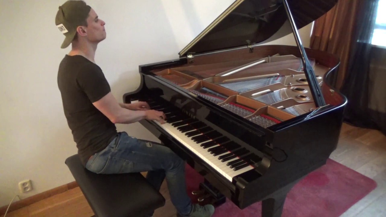 Da Tweekaz Mashup (Piano)