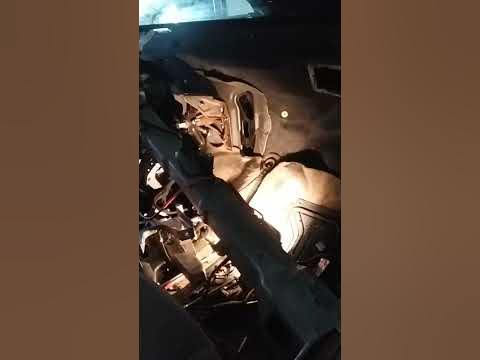 Saturn Vue heater core replacement - YouTube