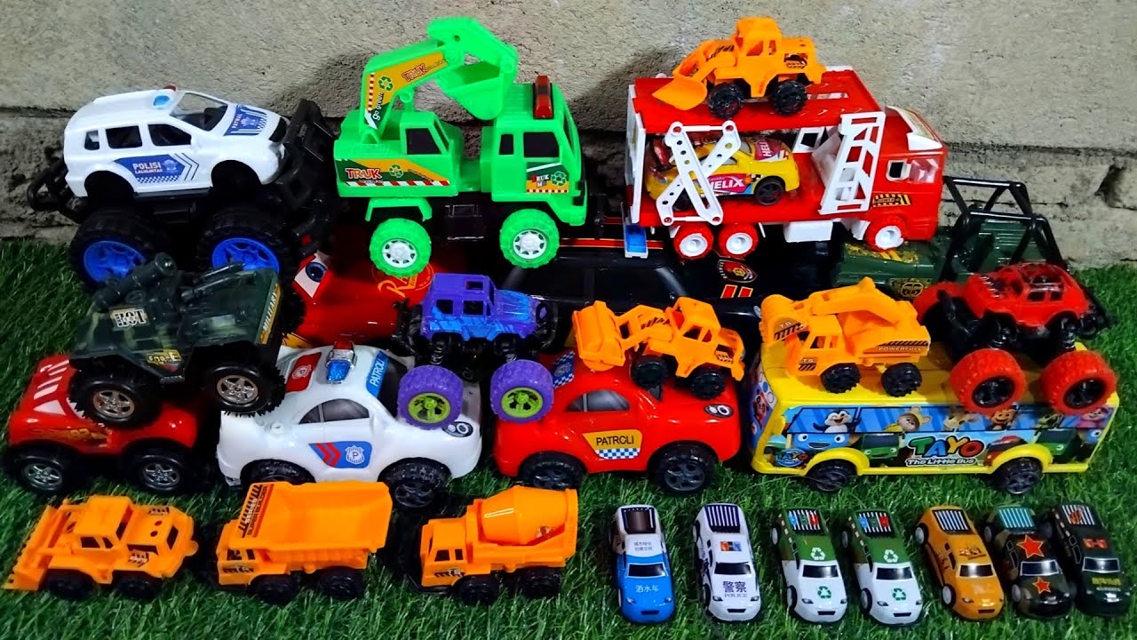 Hunting mobil mobilan,Hunting Es Krim Masak Masakan Dokteran Yupi Baby Shark Marsha and The Bear 01