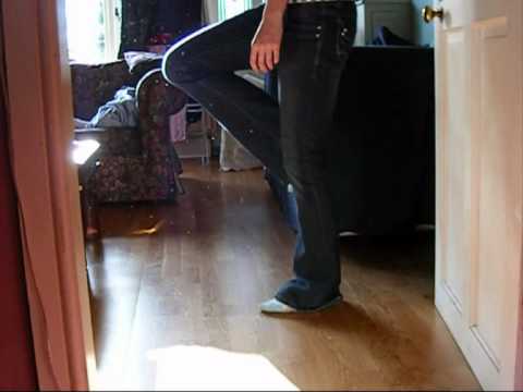 Emii // Melbourne Shuffle Tutorial