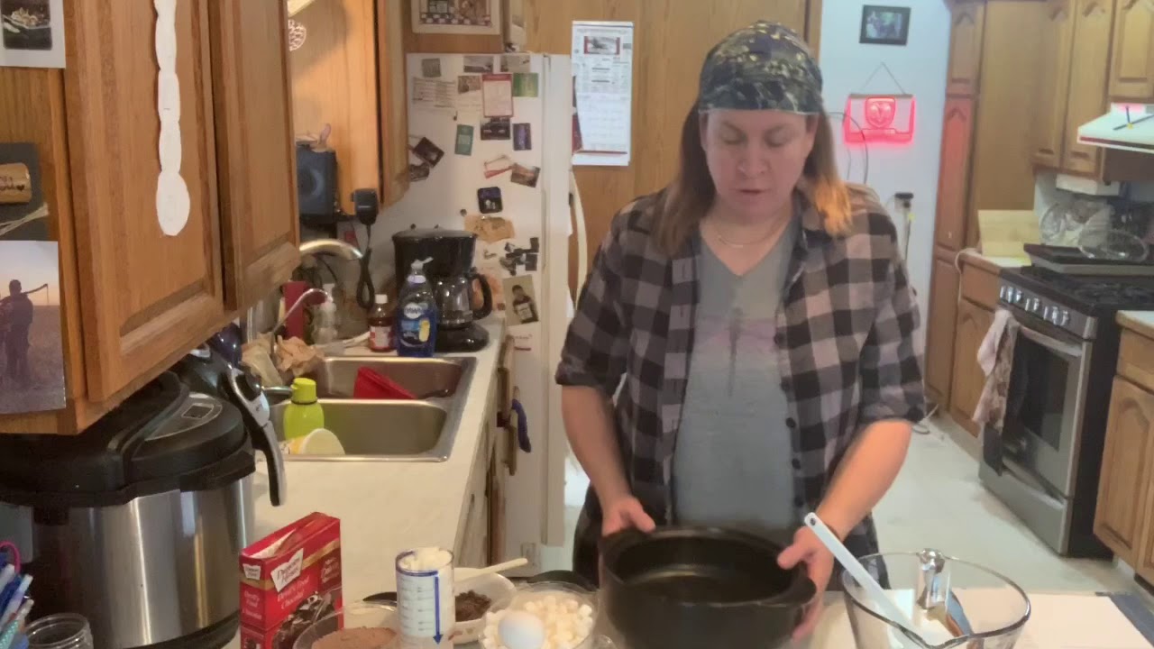 S’more Cake with Pampered Chef’s RockCrok Everyday Pan