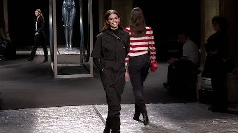 Bella Hadid, Gigi, Kaia Gerber and more have fun d...