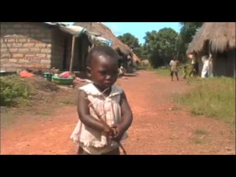 Videó: Találkozzon Az Allison Cross-szal: Az Emberi Jogok újságírója A Sierra Leone-ban - Matador Network
