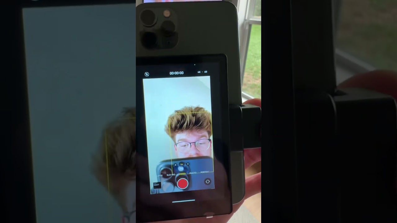 This Selfie Monitor Is a Total Game Changer 