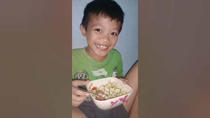 bata kumain ng pipino