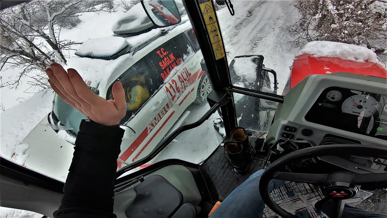 EMERGENCY! Я открываю дорогу для скорой помощи (VLOG # 17) | Мэсси Фергюсон 5440