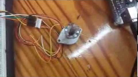 Stepper Motor in Step Mode Controlled by PIC16F877