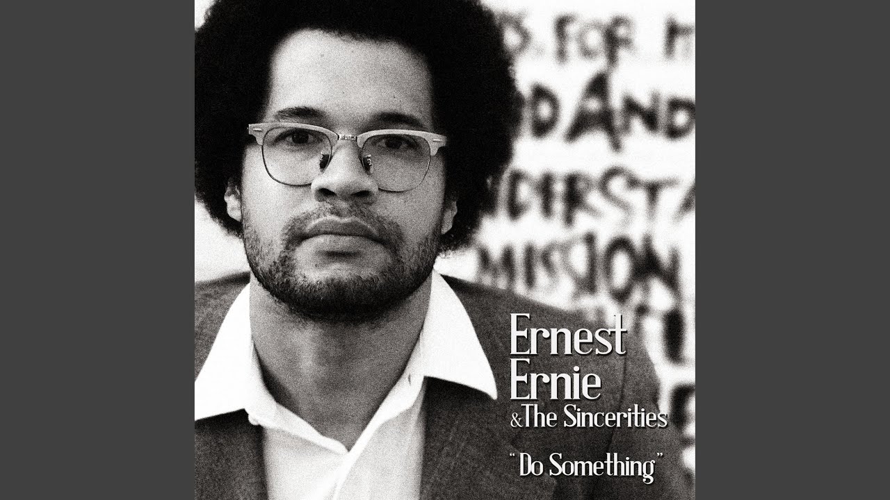 YouTubeでDo Somethingを視聴 YouTubeでDo Somethingを視聴