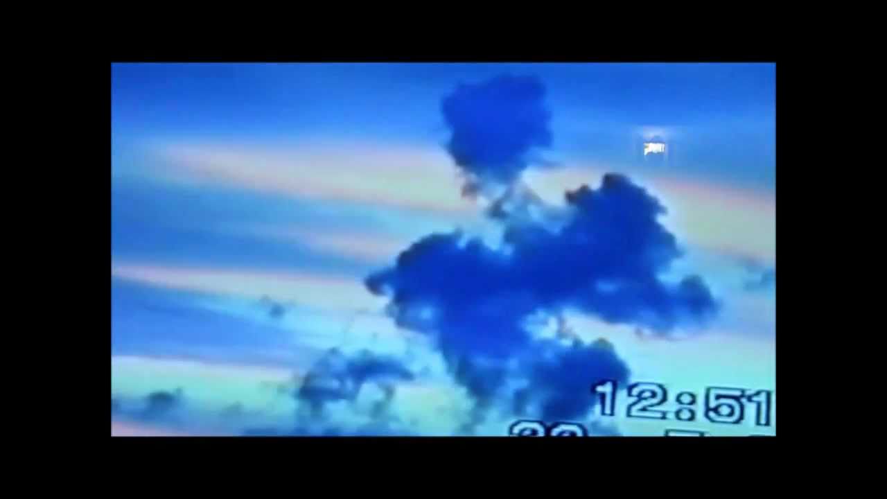 0008129533 death in the clouds michael jackson clouds these clouds formed over opera s 0008129533 death in the clouds michael jackson clouds these clouds formed over opera s