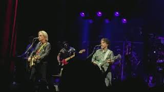 Hall and Oates-Say It Isnt So live