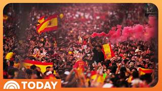 Spain Gets Hero’s Welcome After Beating Argentina in World Cup