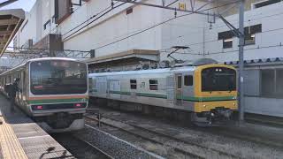 [回9737M]E131系800番台N12編成新津出場配給に伴う牽引機送り込み回送E493系ｵｸ01編成が高崎駅1番線を出発