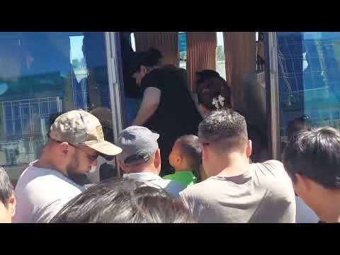 Давка в автобусе в Хоргос