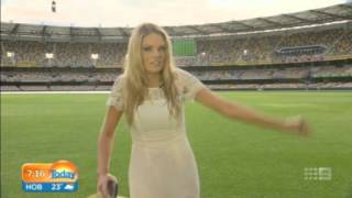 Erin Molan Gets Drenched At The GABBA | WS FM101.7