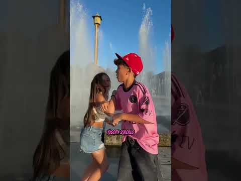 Video SOFY O LOLLO CHI E’ IL BALLERINO DELLA SHIP #tiktok #perte #humor #webboh #greenscreen #neiperte