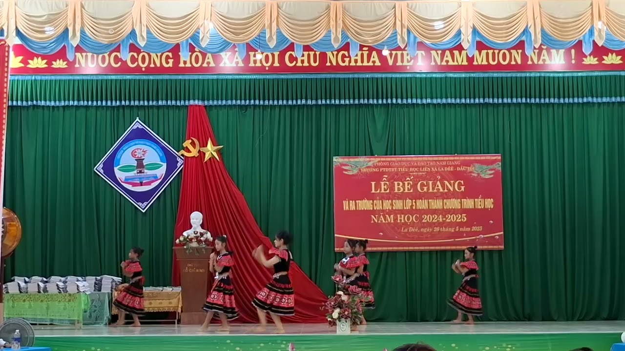 Em là cô giáo vùng cao, tốp múa lớp 4a3 2025