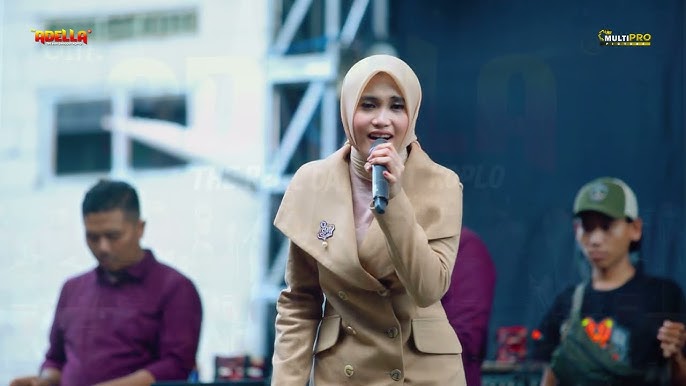 Jinsiy Mytishchi Chiroyli Osiyo porno