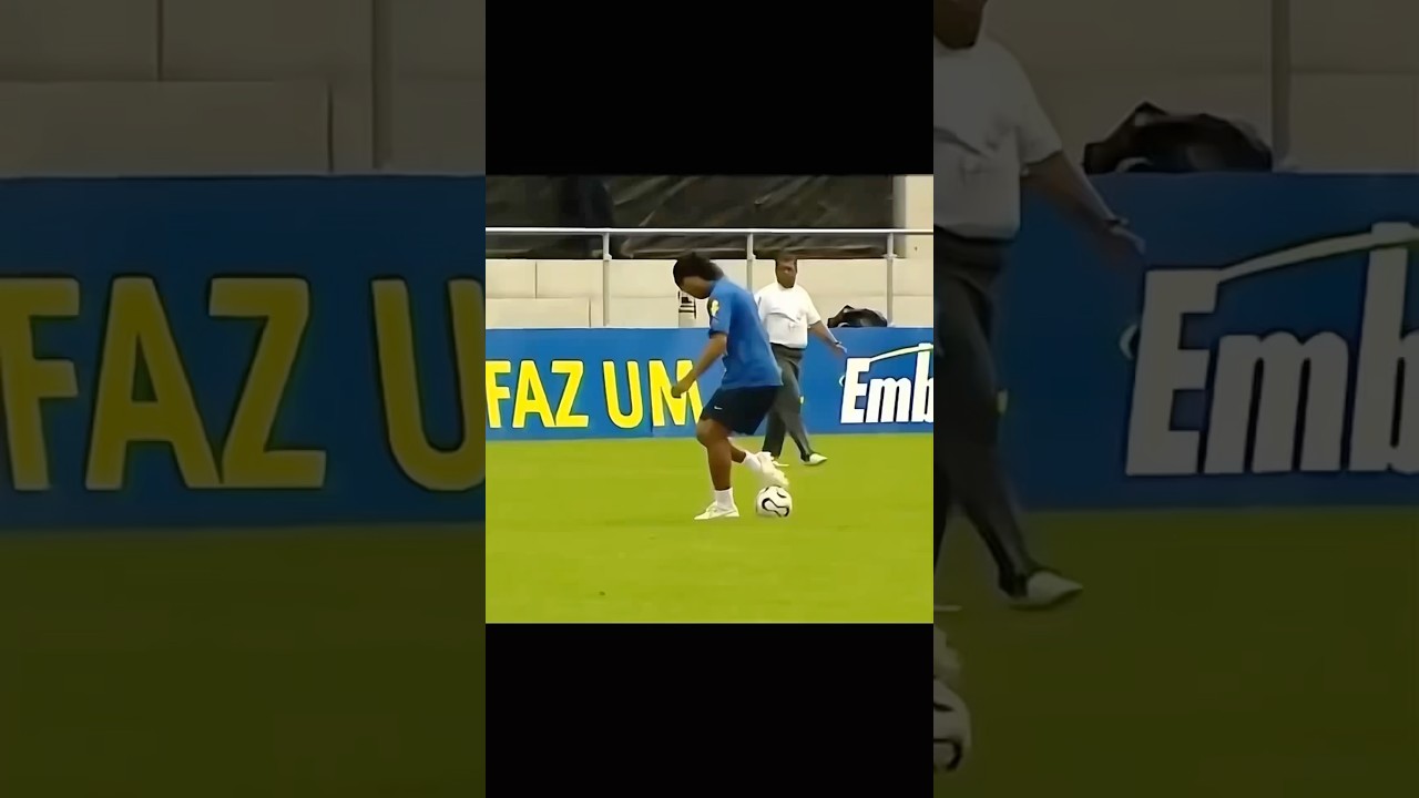 Ronaldinho flick up skill tutorial🤯.