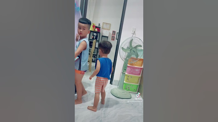 Tự nhiên cái bị đánh😒