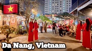 Download Lagu I Didn’t Expect This on a Night Walk in Da Nang | Walking \u0026 Talking MP3