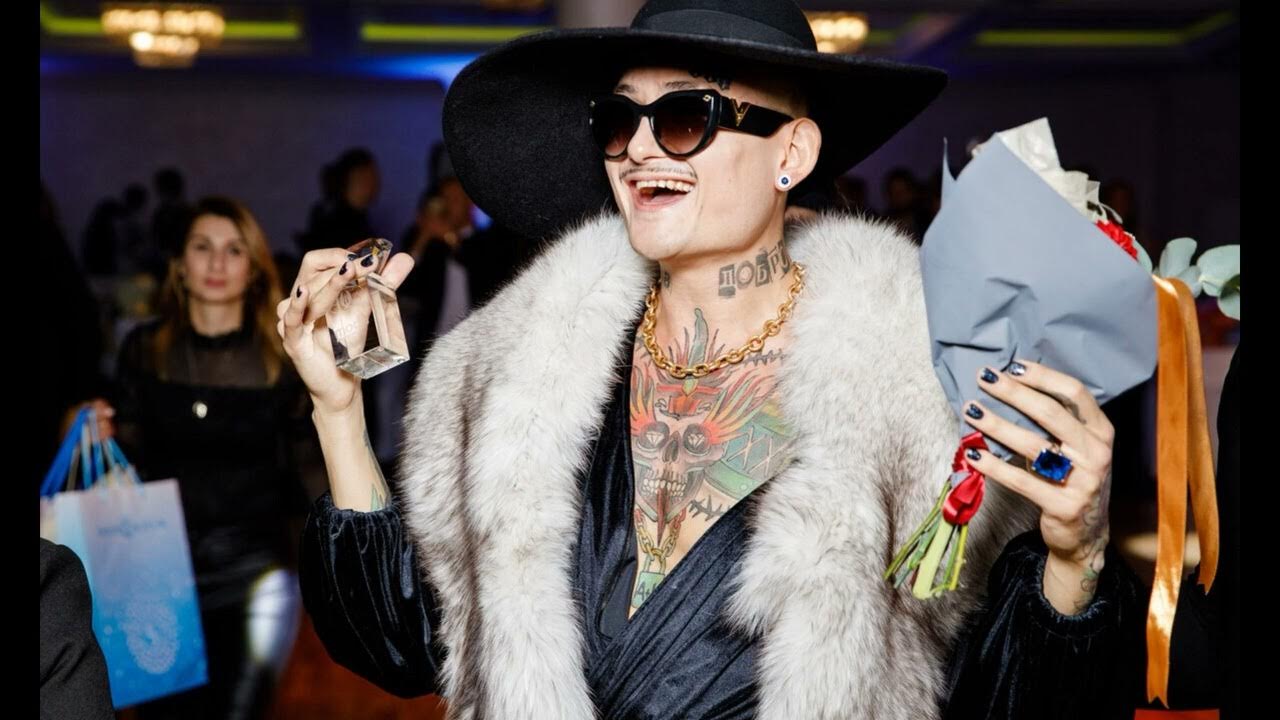 женщина года 2021 моргенштерн. алина чистякова тула ее муж. эдди редмэйн роли. где в год женщины стал. где в год женщины стал.