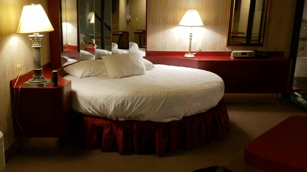 Cove Haven Champagne Tower Suite 2018