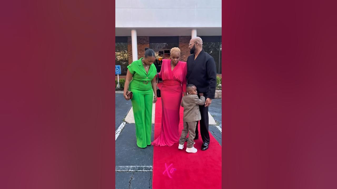 Tasha Cobbs And Her Family Taking A Photo Tasha Cobbs And Her Family Taking A Photo