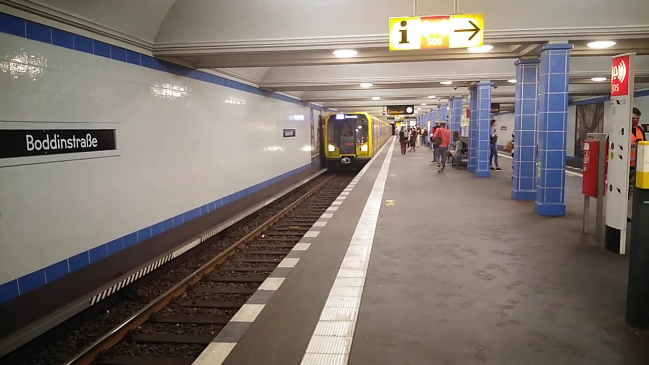 U-Bahn Berlin U-Bahnhof Boddinstraße U8