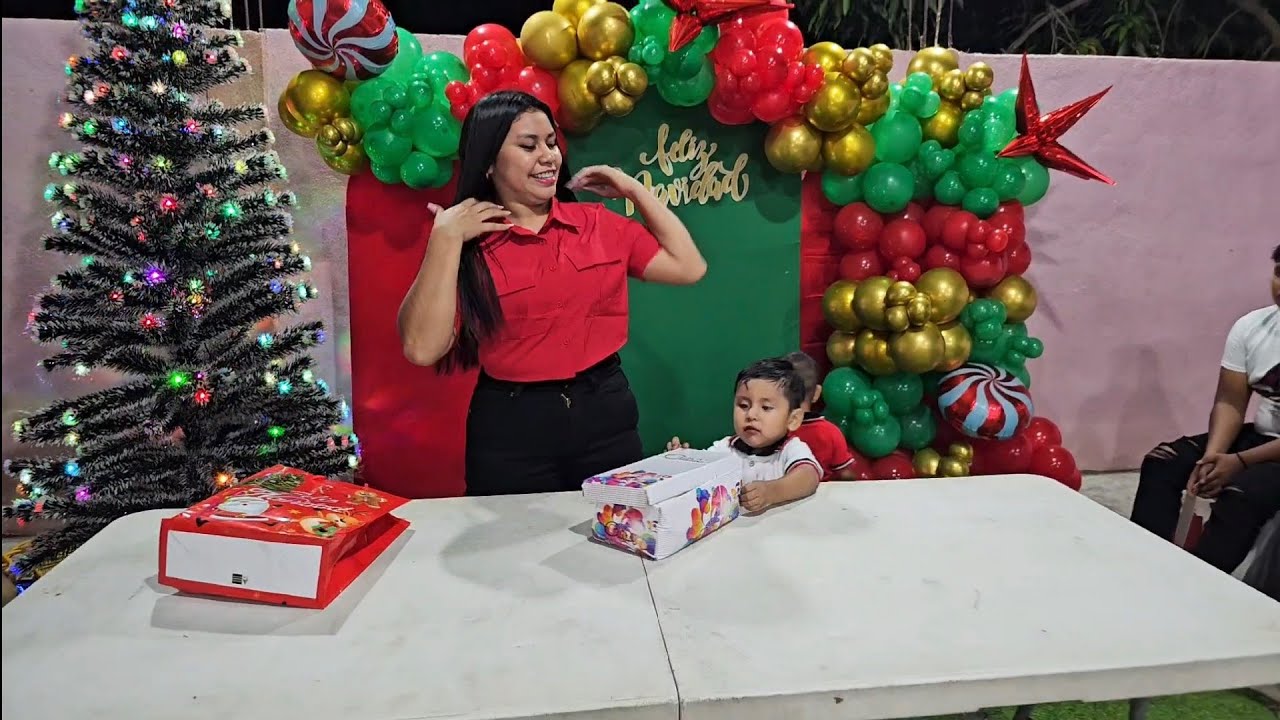 DAYSI pasó Junto a EDISITO🥰 a Destapar su REGALO🎁 quedarón Encantados Mirén q les dieron?😱