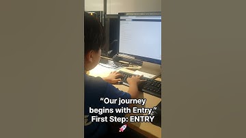 “3rd Grader Learns C Programming 👦 | CodeUp Challenge & Hello World”