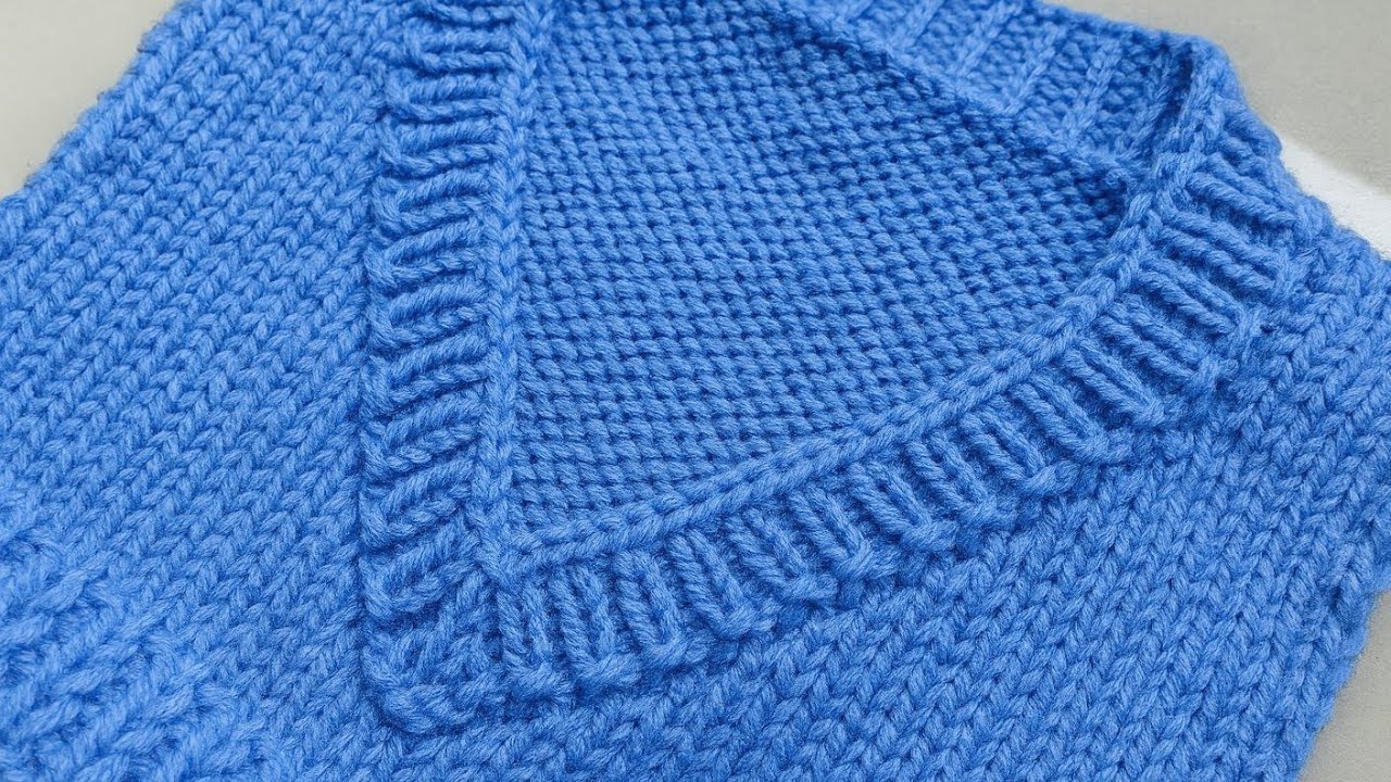 Misinalı Şişle İlmek Takılarak Yapılan V Yaka Yapımı