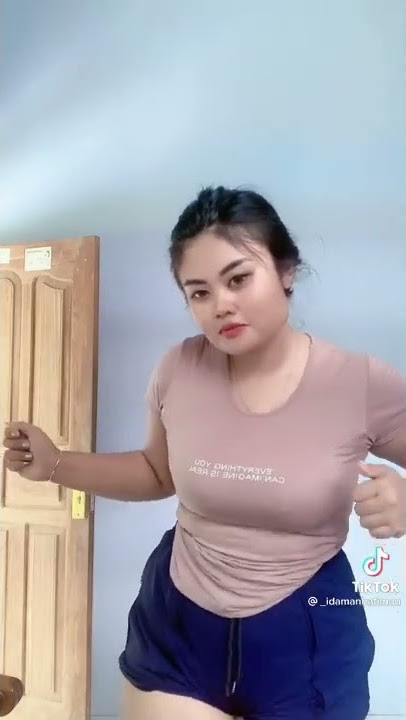TikTok Tante toge
