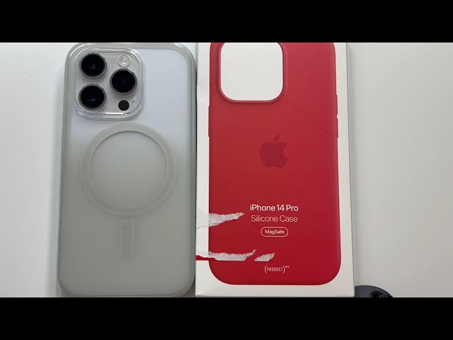 iPhone 14 Pro Silicone Case with MagSafe - (PRODUCT)RED - Apple