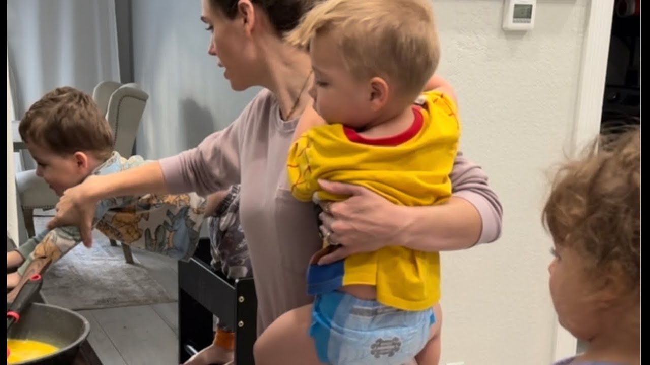 Realistic Sunday Solo Parenting Triplet Toddlers