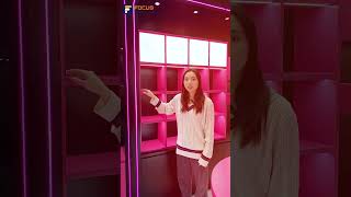 Ever wondered how to transform a cosmetics store into a luxury destination? 🛍️#display #showcase
