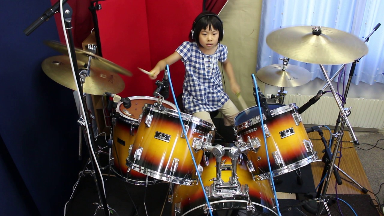 Char Smoky を7歳女子ドラマーが叩いてみた 7 Year Old Drummer Yoyoka Youtube