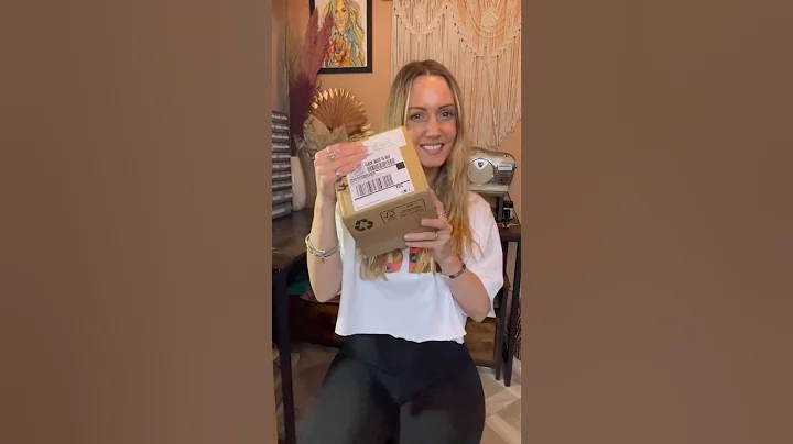 🙌🏼 Open this delivery with me 🙌🏼