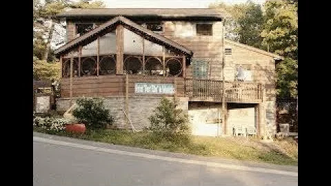 The Moon River Lookout - Bala, Muskoka