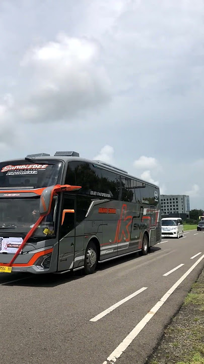 BumbleBee Gacor 😍#telolet #basuri #busmania #bussid #ets2 #trending #shorts #viralvideo