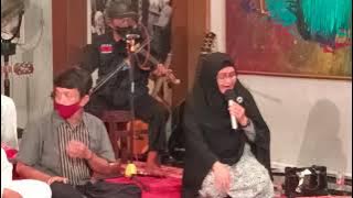 BERDEKATANKAH KITA. lagu: Narto Piyul . Syair: Cak Nun. vocal: Novia Kolopaking