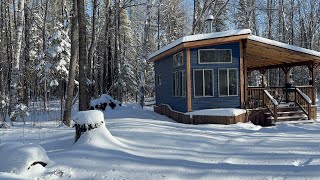 TINY CABIN GETAWAY
