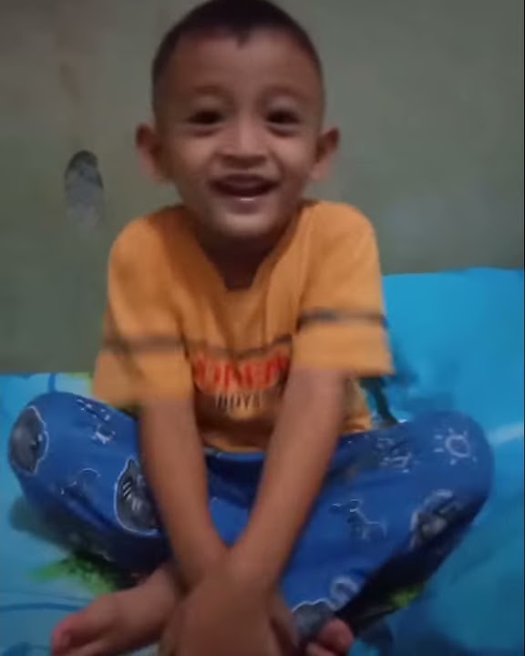 Aya mereun saeutik mah 😁😁