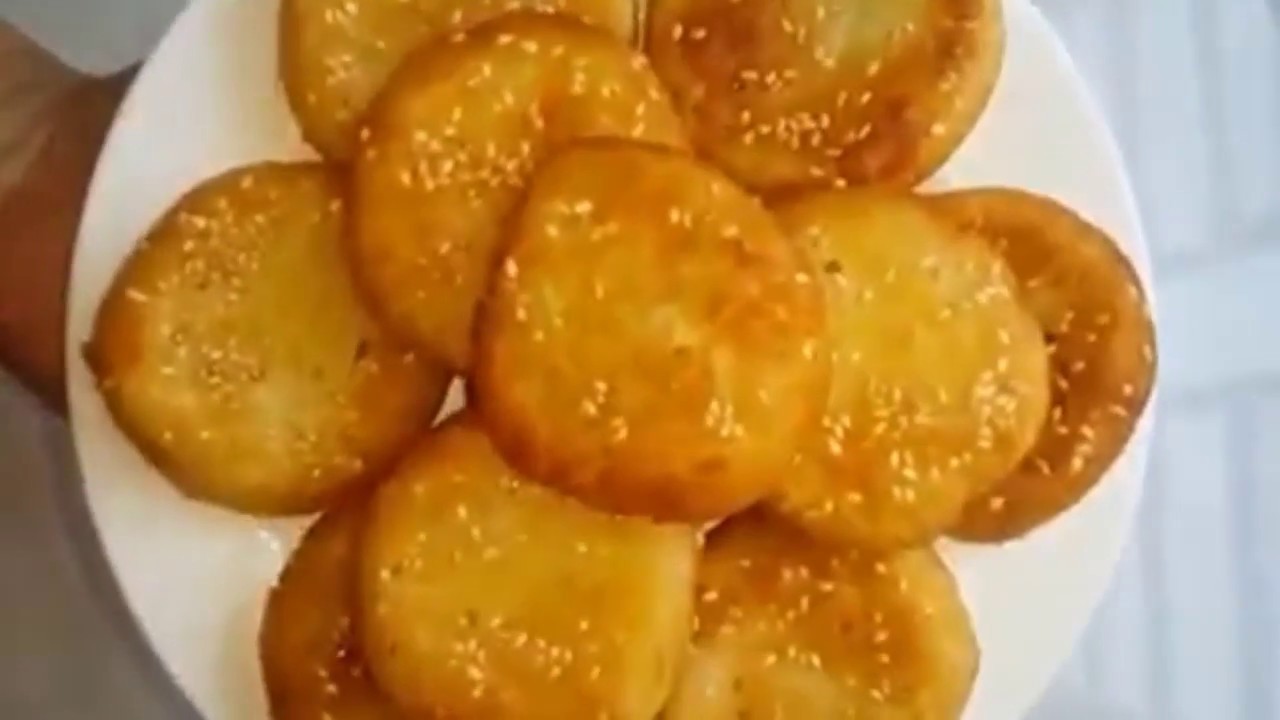Cách làm bánh khoai rán rất thơm ngon! - YouTube
