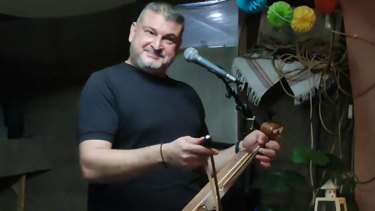 Μουσική ταβέρνα Μάκης Δοξάτο Δράμας 18/10/25 (2) Ποντιακά Α.Ματζουράνης