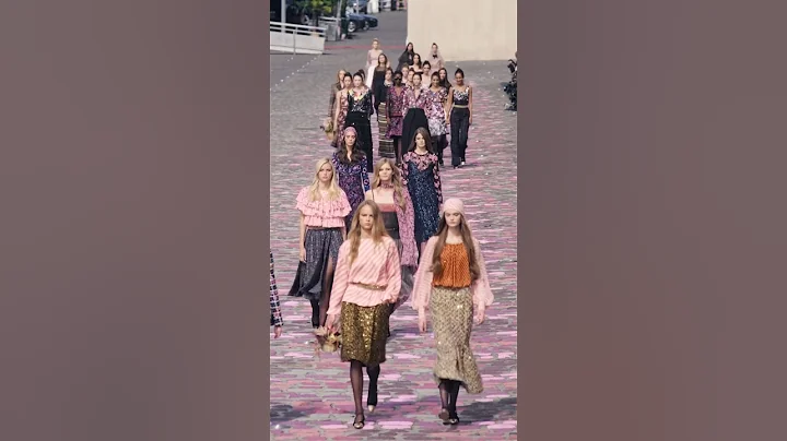 Finale of the Fall-Winter 2023/24 Haute Couture Show — CHANEL Shows - DayDayNews