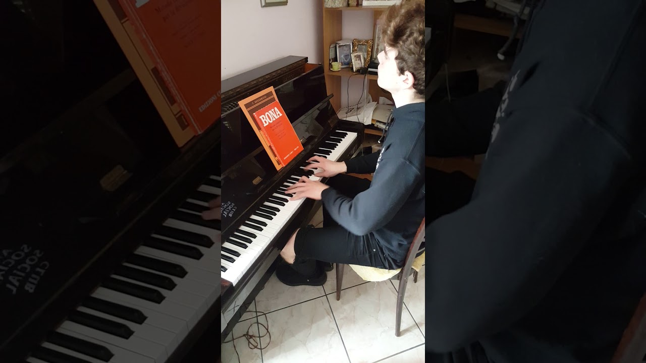 SUONA PERFETTAMENTE IL PIANOFORTE!! YouTube