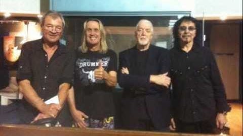 WhoCares - Out Of My Mind (lyrics)