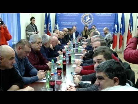 პარლამენტის სხდომები პიკეტირების ფონზე გაგრძელება - ოპოზიციის გეგმები