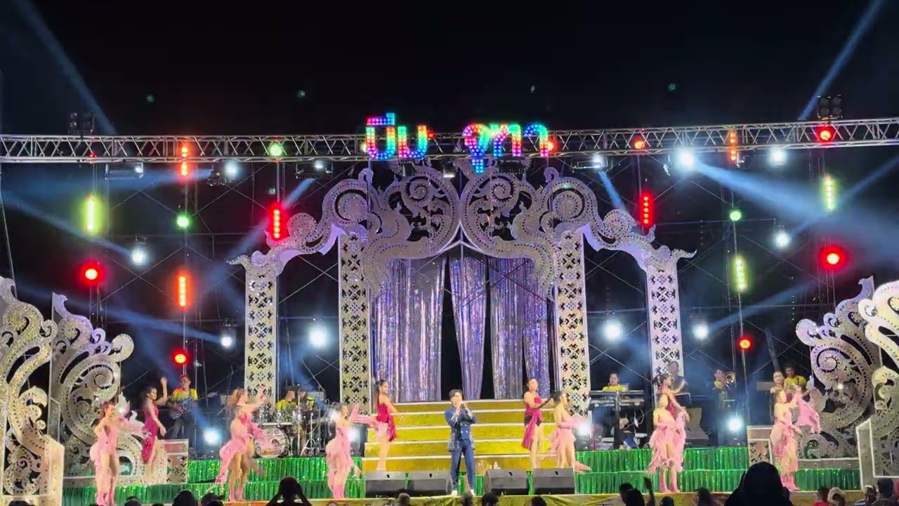 กะแล้วแต่ - เอิ้นน้องใส่หม้อนึ่ง  บีมจุฑา จันทร์เมือง #คอนเสิร์ตลำซิ่ง  #บีมจุฑาจันทร์เมือง 68-69 